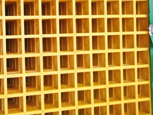 玻璃鋼鴿舍地網(wǎng)格柵——河北永勝絲網(wǎng)制品廠的專業(yè)排水解決方案